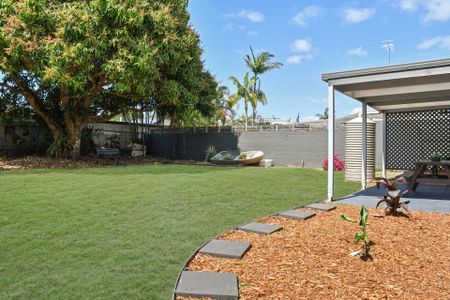 5 Buna Street, Maroochydore. - Photo 2