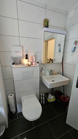 Gemütliche 1.5 Zi-Whg an zentraler Lage zu vermieten - Photo 3