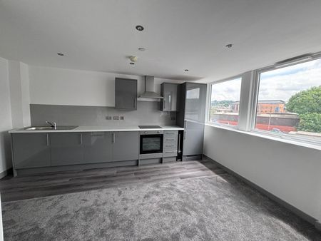 NEWLY REFURBISHED 1 BED APARTMENT - LEEDS - Photo 3