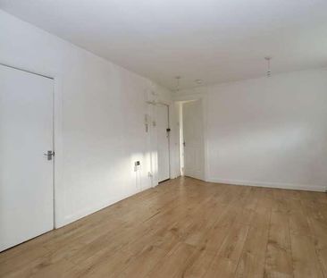 Flat, High Street, Ramsgate, CT11 - Photo 1