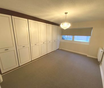 Price £1,950 pcm - Available 28/10/2025 - Unfurnished - Photo 6