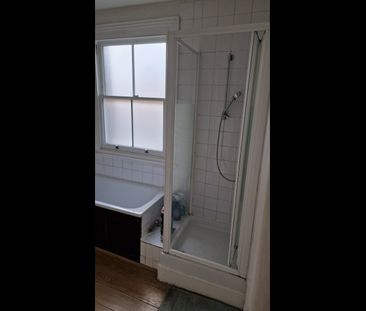 Room in a Shared Flat, Wandsworth Common, SW17 - Photo 6