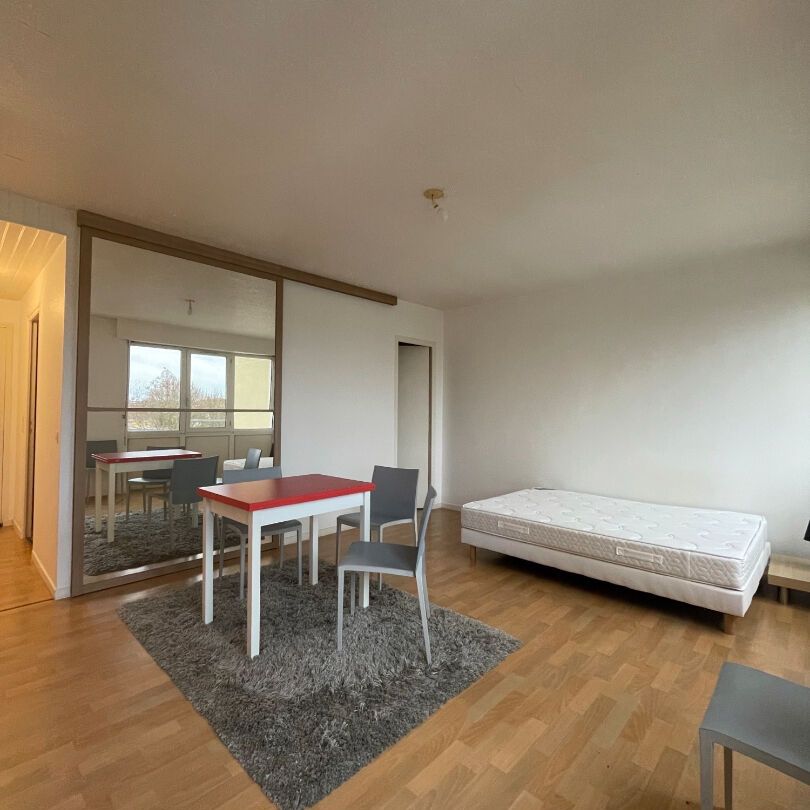 Location Appartement 1 pièce 31m² - Photo 1