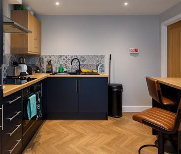 1 bedroom in a house share to rent - Photo 3
