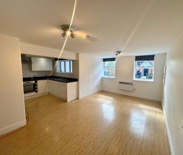 Halimote Road, Aldershot, Hampshire, GU11 - Photo 2