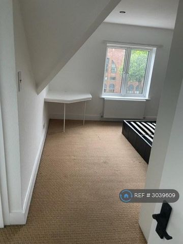 5 bedroom flat to rent - Photo 5