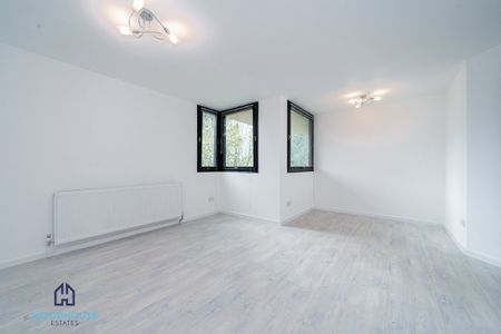 Chandos Way, London, NW11 - Three Bedroom Flat To Rent - £577pw / £2,500pcm - Photo 3