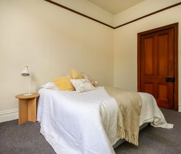 Four Bedroom Home - Photo 4