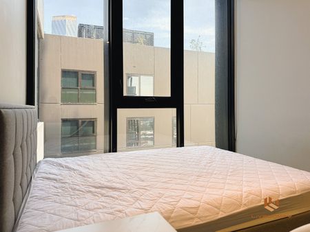 West Melbourne - Photo 4