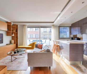 Appartement • Saint James-Général Koenig - Photo 1