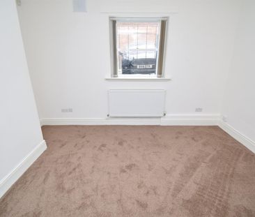 Wentworth Terrace, Wakefield - Photo 5