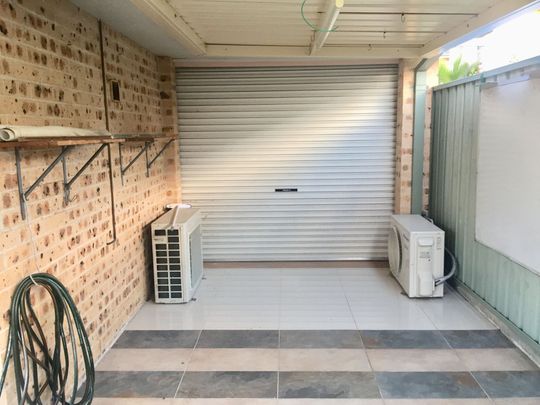 3 BEDROOM TOWNHOUSE IN CANLEY VALE - Photo 1