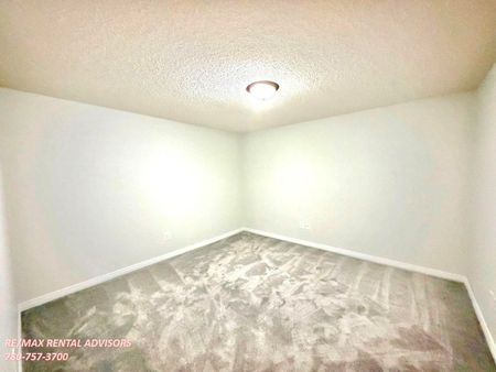 #1431 9363 Simpson Drive Northwest - Photo 3