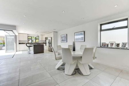 Fairfield Gardens, Portslade, BN41 - Photo 2