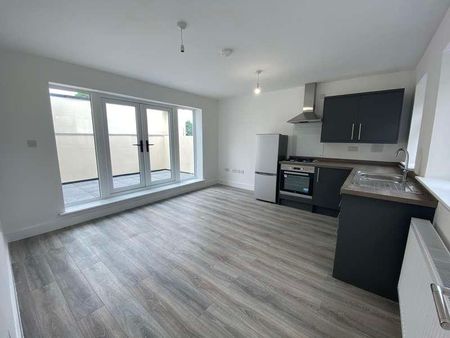 Oakbank Road, SO19 - Photo 3