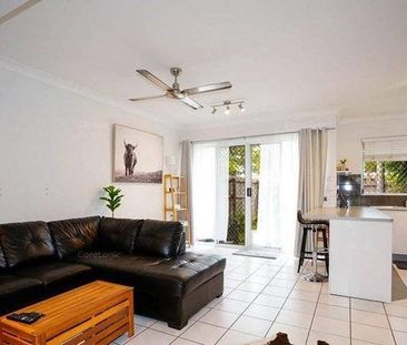 Townhouse in quiet complex - Unfurnished ! - Photo 4