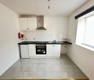 1 bedroom maisonette to rent - Photo 3