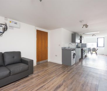 Rent QUBE, Sheffield, S1 £1,100pcm - Photo 6