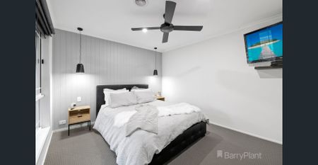 Family Home - Photo 4