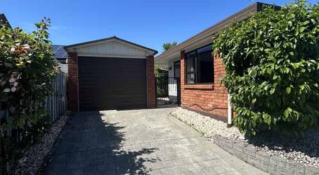 Sunny, Low-Maintenance Home in a Prime Tahunanui Location - Photo 5