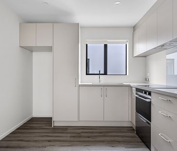 Well positioned 2 bedroom in Merivale - Photo 5