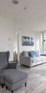 *Furnished spacious 2 Bed/ 2 Bath condo in Brava* - Photo 4