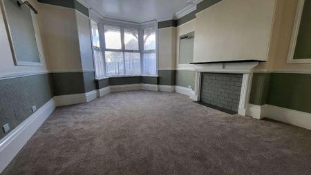 Hills View, Barnstaple, EX32 - Photo 5