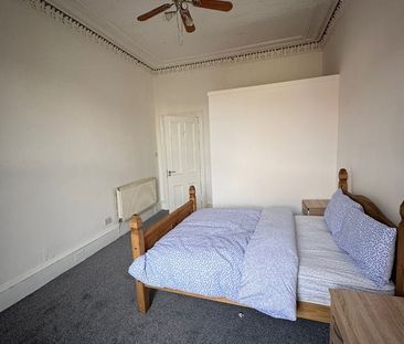 Room in a Shared Flat, Allison Street, G42 - Photo 1