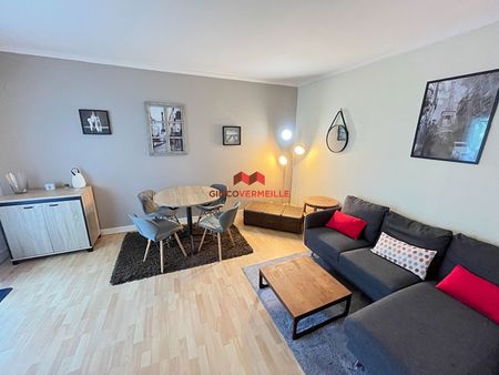 Location Appartement 2 pièces 43m² - Photo 2