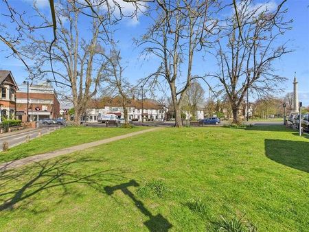 Monument Green, Weybridge, KT13 - Photo 2