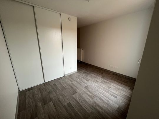 Location Appartement 1 pièce 17m² FRANQUEVILLE ST PIERRE 76520 - Photo 1