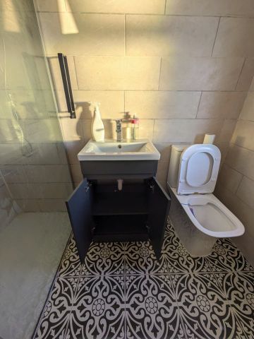 Studio Flat, Cavendish Road, N18 - Photo 5