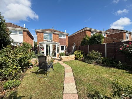 Hollam Drive, Fareham - Photo 5