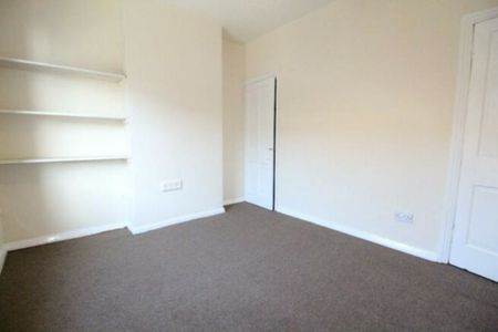 2 bed Mid Terraced House for Rent - Photo 2