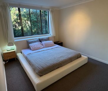 BIG, BOLD, PLUS ADDITIONAL STUDY & A LOCK-UP GARAGE! - Photo 1