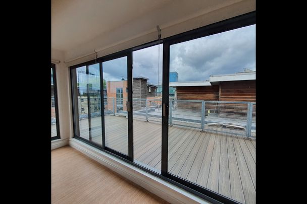 2 Bed Penthouse, Barton Street, M3 - Photo 1