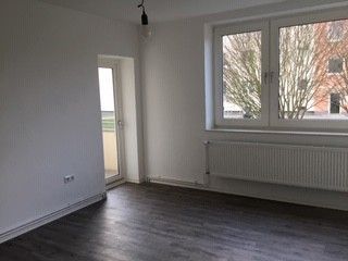 Die gefällt mir: günstig geschnittene 3-Zimmer-Wohnung - Photo 4