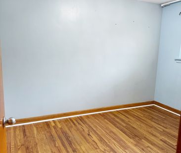 For Lease - 6427 Burdette Drive, Niagara Falls, Ontario - Photo 4