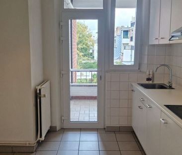 Duplex te huur in Antwerpen voor € 900 met 1 slaapkamer - Photo 6