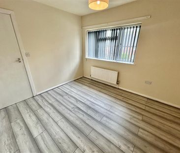 Denewood Crescent - Photo 5