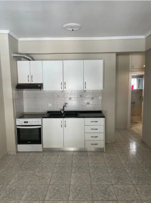Studio/Γκαρσονιέρα για ενοικίαση Κουντουριώτη (Νεάπολη) - Photo 4