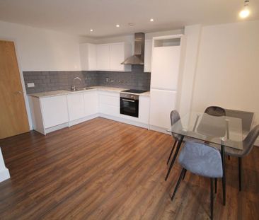 2 bedroom flat to rent - Photo 5