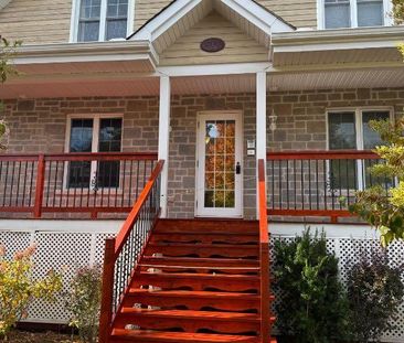 ST SAUVEUR Centre ville pres de leglise Grand 41/2 luxueux 2cc 3 ap... - Photo 1
