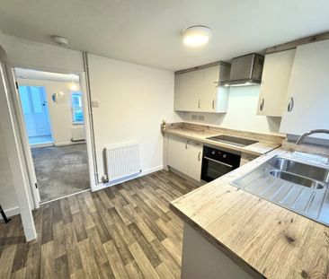 2 bedroom terraced house to rent - Photo 6