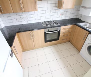 Hatton Road, Feltham - Photo 5