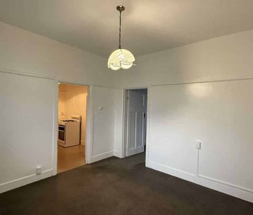 Inner City Apartment - Photo 2