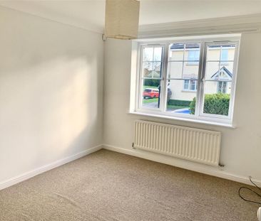 4 bedroom detached house to rent - Photo 3