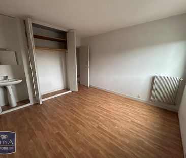 Location Appartement 5 pièces 116m² BOURGES 18000 - Photo 3