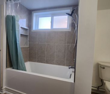 For Lease - 255 Weldon Avenue Unit# Lower, Oakville, Ontario - Photo 6