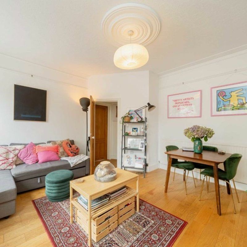 Stapleton Hall Road, Finbsury Park, N4 - Photo 1